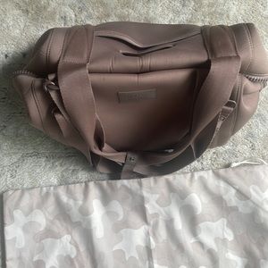 Dagne Dover Landon carryall
